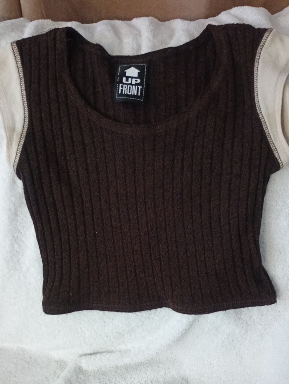 Women's Short Sleeve Ribbed Crop Tee - Brown with Cream Sleeves